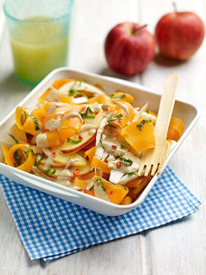 Carrot and apple salad with cashew dressing