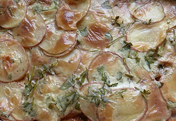 Gratin with Red Onions